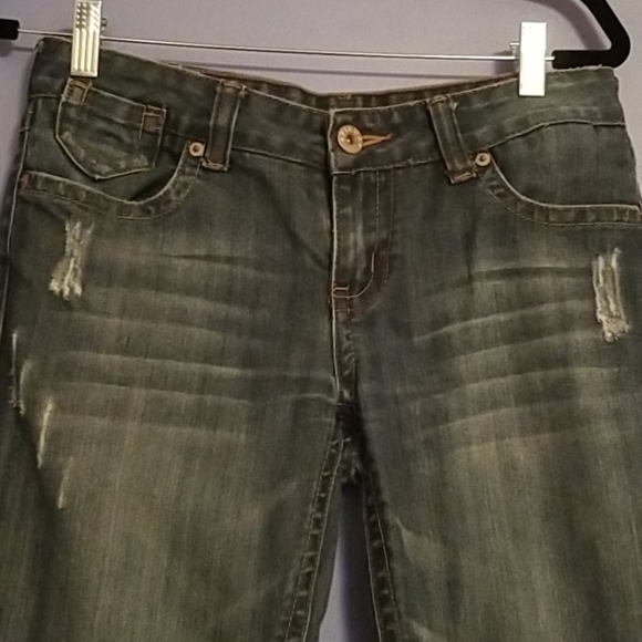 Jeans - Picture 2 of 4